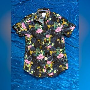 Men’s shirt with floral/cheetah pattern